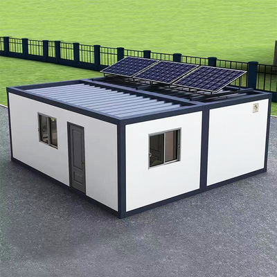 Ready made luxury modular houses with bathrooms 20 40 ft prefab container house Wooden solar-powered container house