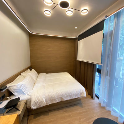 Modern Luxury Office Pod Aluminum Frame Prefabricated Soundproof Office Pod Work Cabin Apple Cabin