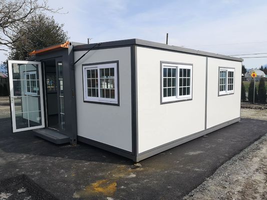 Prefab 20ft Three-bedroom European Standard House With Antique Grey Exterior Walls Expandable Container House